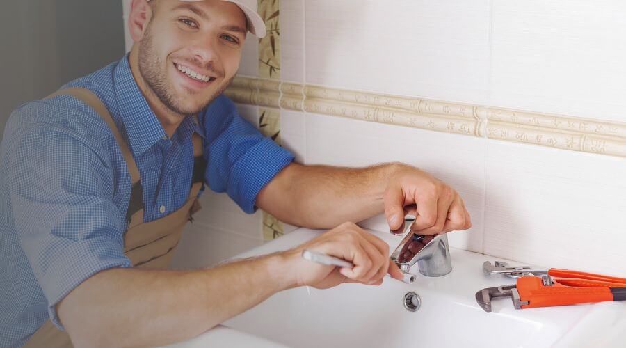 Handle or spout repair in Sabael, NY